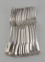 TWELVE SILVER FIDDLEBACK DINNE
