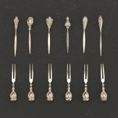 TWELVE STERLING SILVER CANAPé