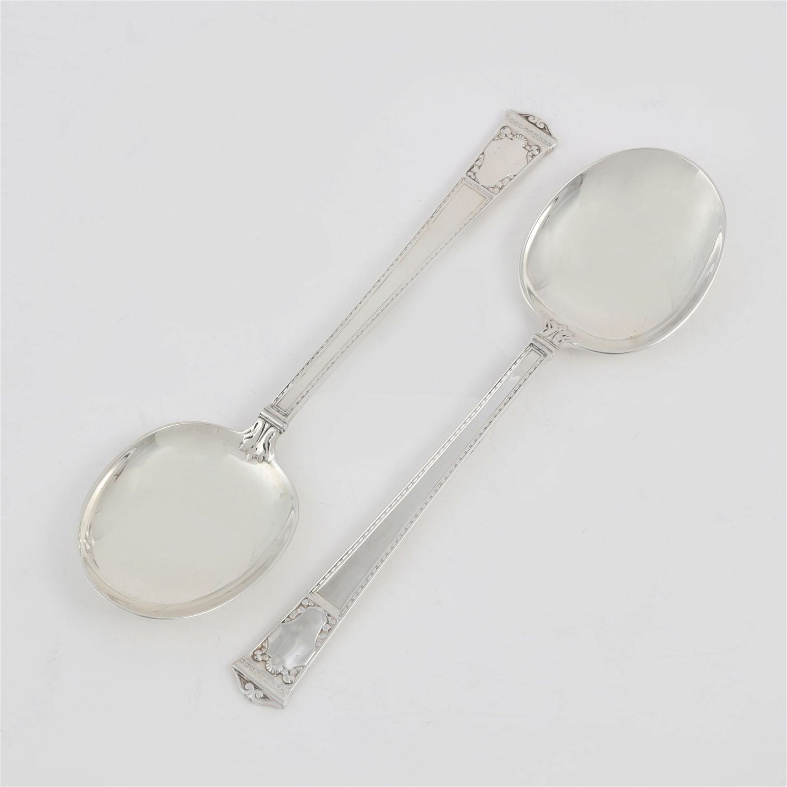 TWELVE TIFFANY & CO SAN LORENZO BOW