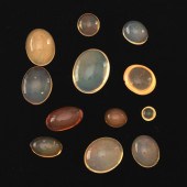 TWELVE UNMOUNTED 32.14 CT TOTA