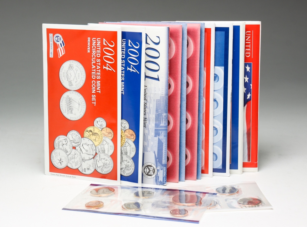 TWELVE U.S. MINT SETS. Twelve