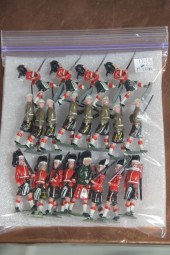 TWENTY BRITAINS MILITARY FIGUR