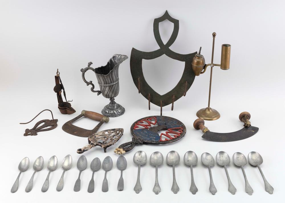 TWENTY-FIVE ASSORTED METAL ITEMS
