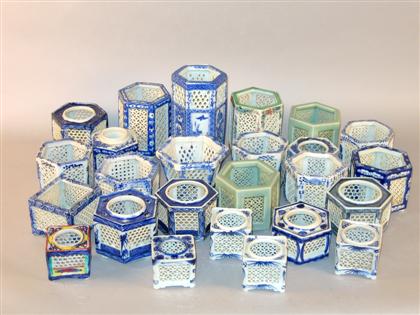 Twenty-five Japanese reticulated