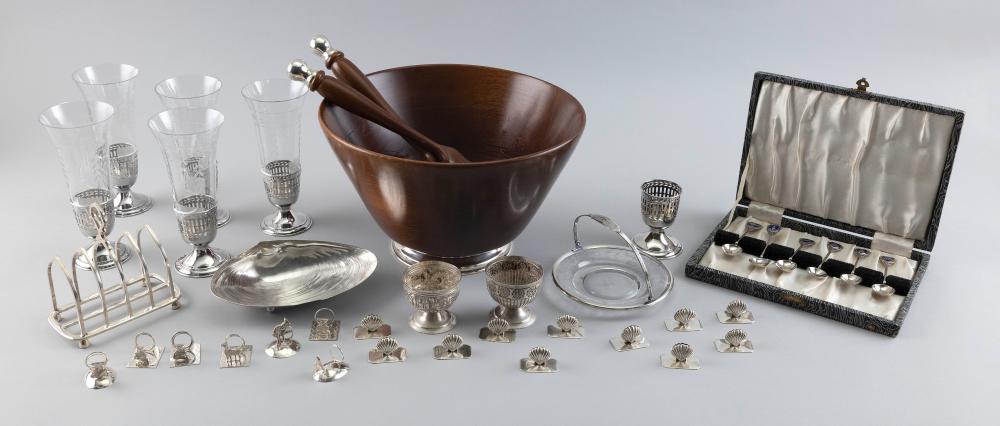 TWENTY-ONE ASSORTED SILVER