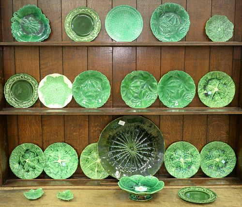 TWENTY-ONE PIECE LOT OF MAJOLICA,