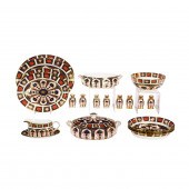 TWENTY ROYAL CROWN DERBY PORCE
