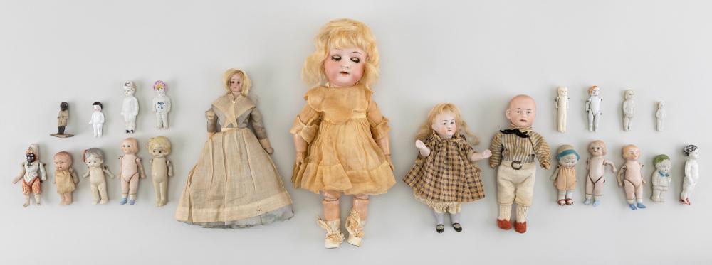 TWENTY-TWO DOLLS 20TH CENTURY