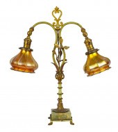 TWIN-LIGHT QUEZAL GLASS TABLE