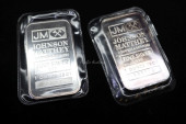 TWO 1OZ TROY FINE SILVER BULLI