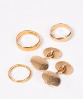 Two 22ct gold wedding bands, 7