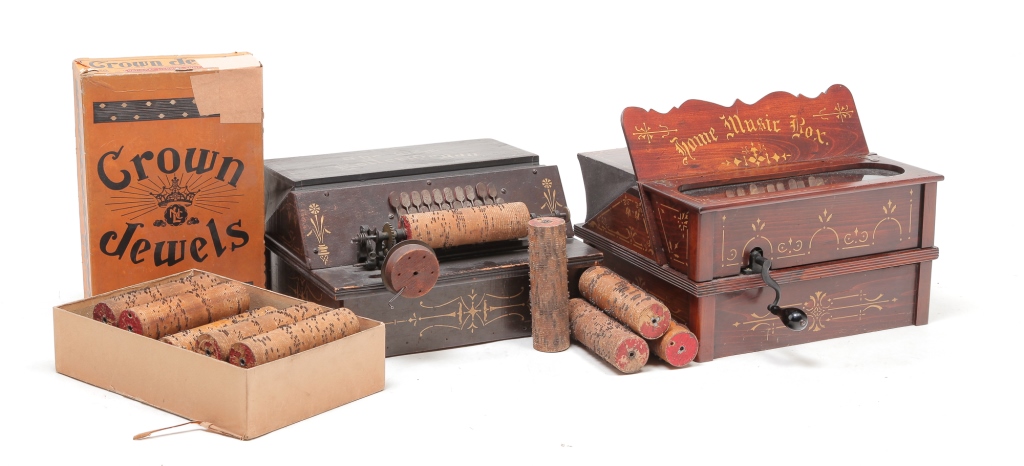 TWO AMERICAN COB ROLLER ORGANS. Ca.