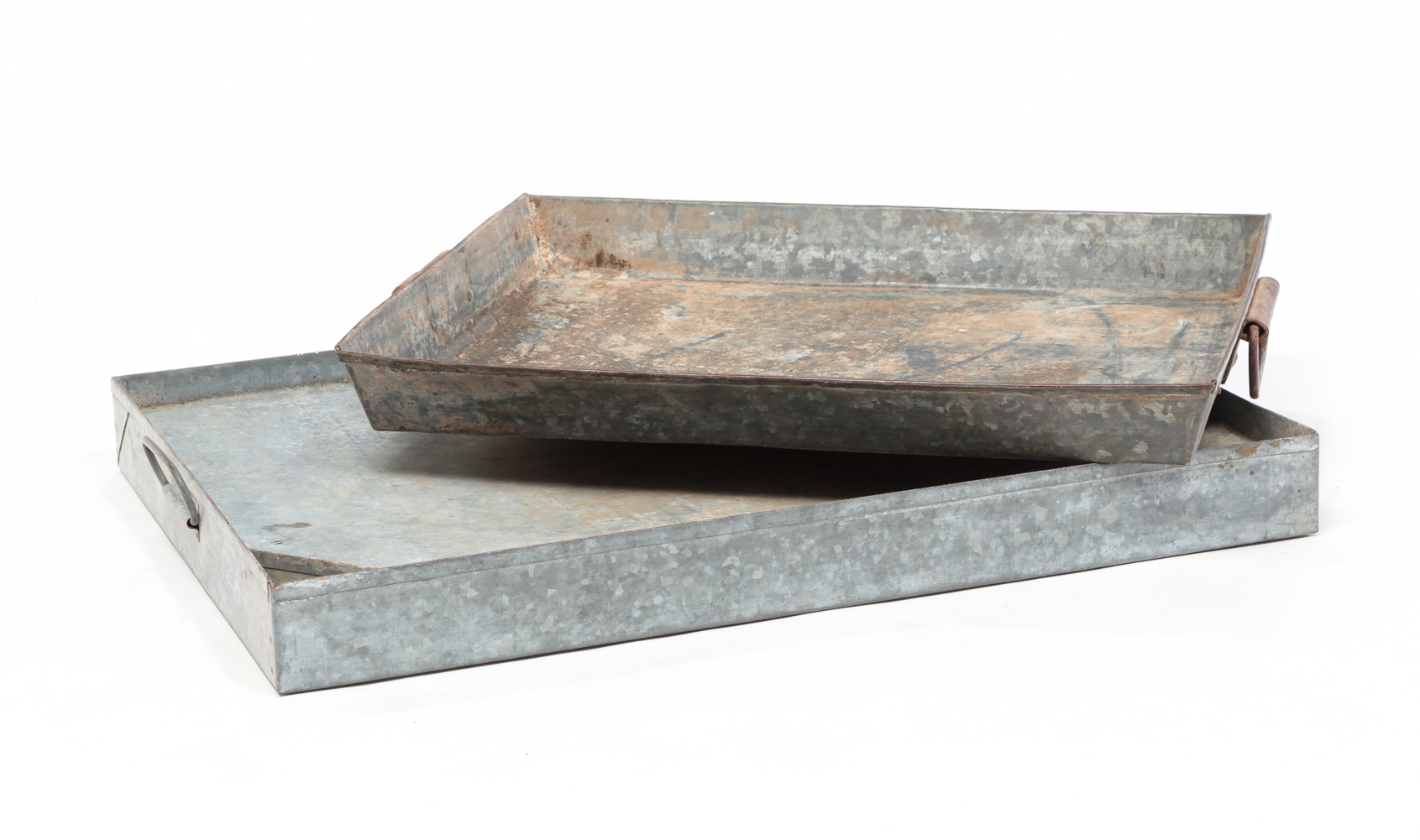 TWO AMERICAN TIN PANS. Late