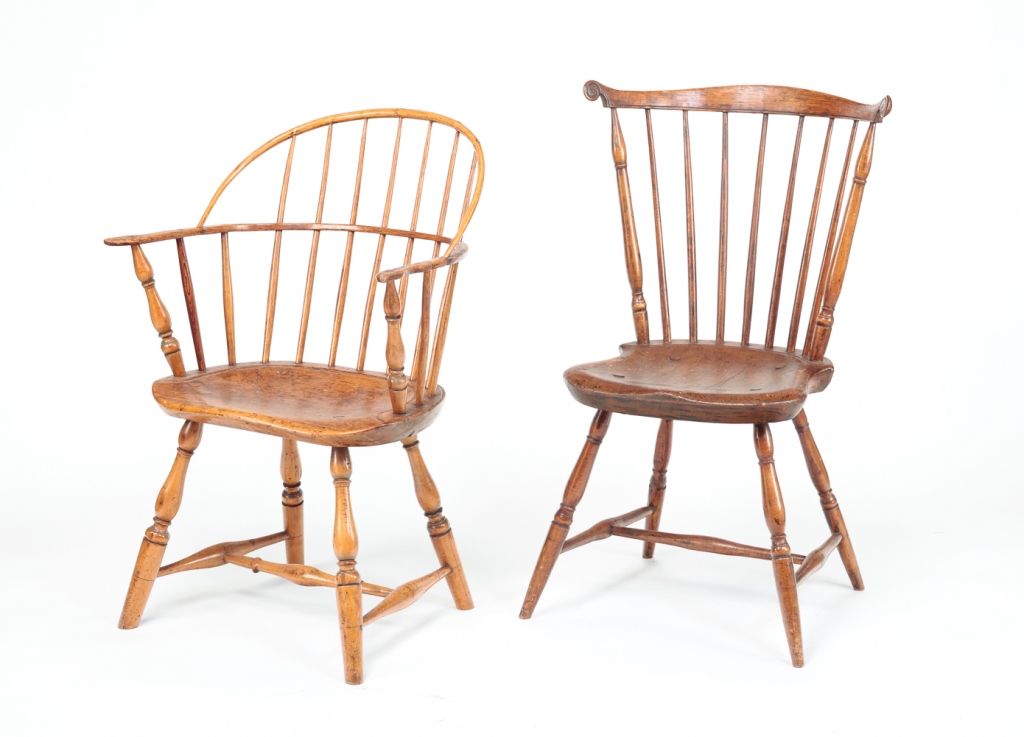 TWO AMERICAN WINDSOR CHAIRS.