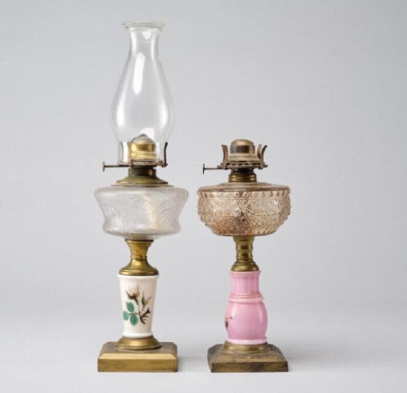TWO ANTIQUE OIL LAMPSTwo antique