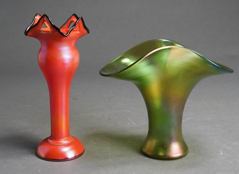 TWO ART GLASS VASES, H OF TALLER: 9