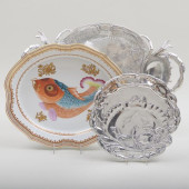 TWO ARTHUR COURT PEWTER CRAB T