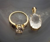 TWO ARTICLES OF FOURTEEN KARAT