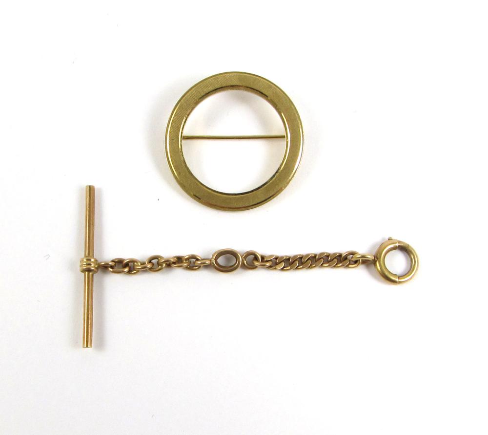 TWO ARTICLES OF FOURTEEN KARAT GOLD
