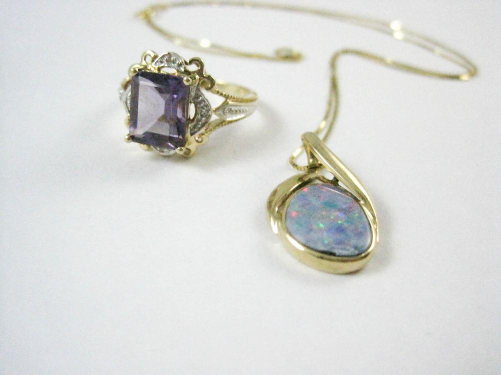 TWO ARTICLES OF YELLOW GOLD