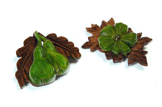 TWO BAKELITE AND WOOD PINS. 