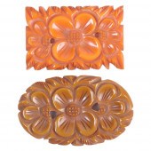 TWO BAKELITE PINS, THREE FLOWE
