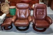 TWO BENCHMASTER LEATHER LOUNGE