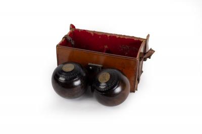 Two bowling woods in a fitted