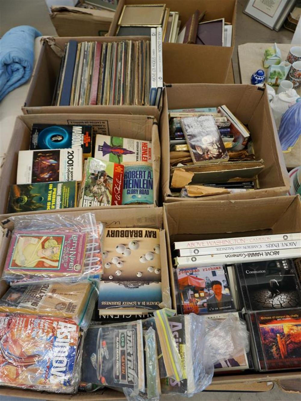 TWO BOXES WITH VINTAGE SCIENCE