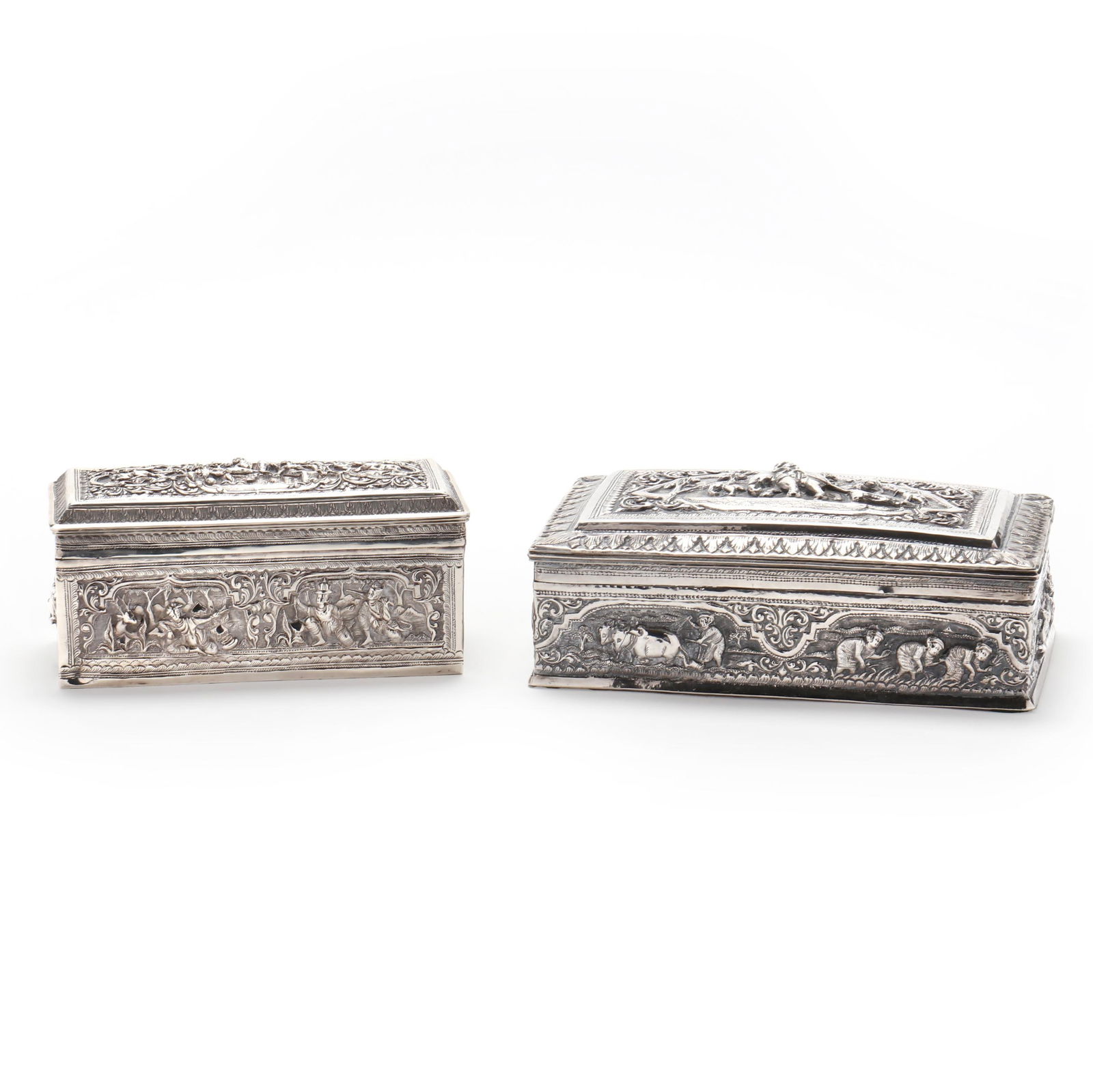 TWO BURMESE SILVER BOXESTwo Burmese