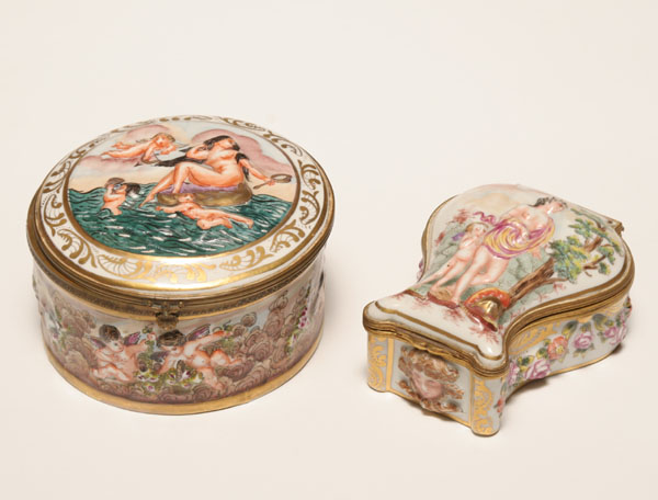 Two Capo di Monte lidded boxes; the
