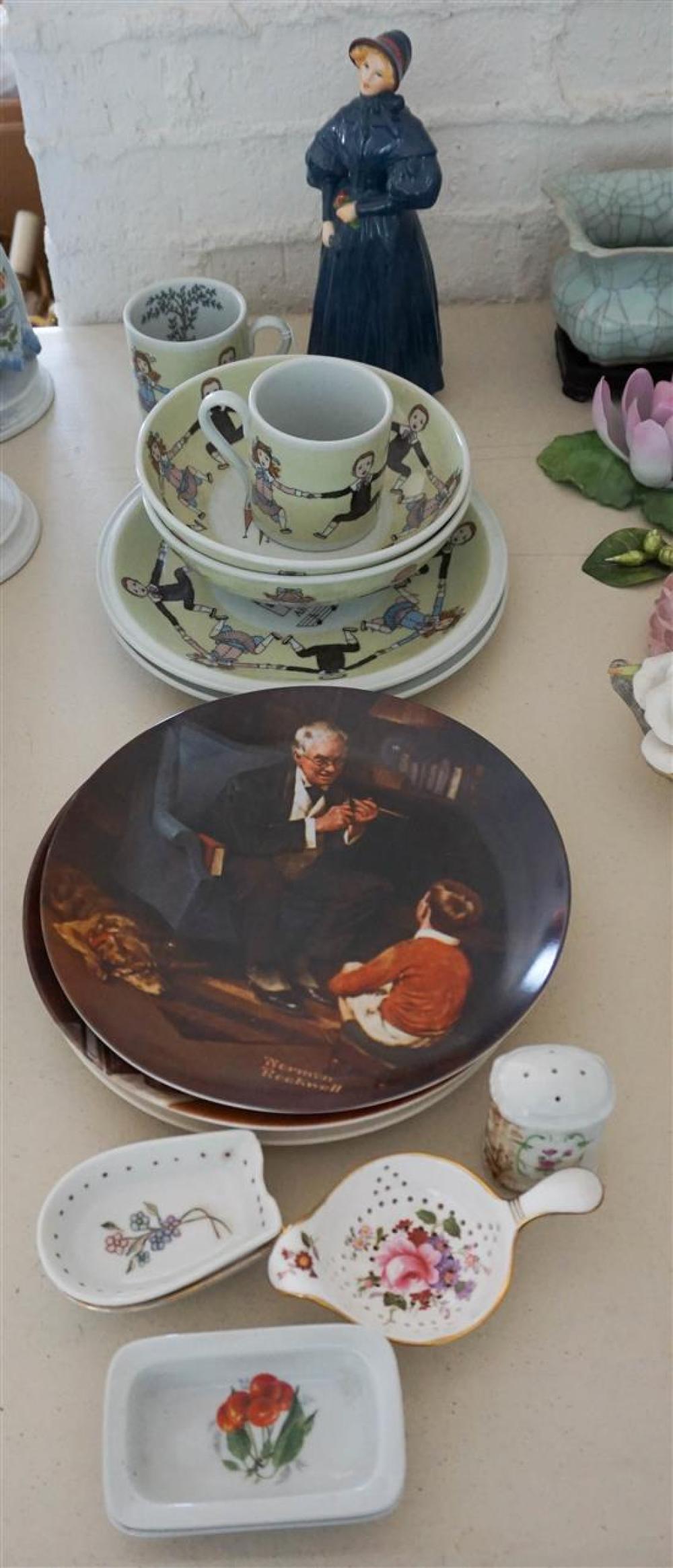 TWO CERAMIC YOUTH SETS, FIGURINE