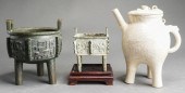 TWO CHINESE ARCHAIC STYLE BRON