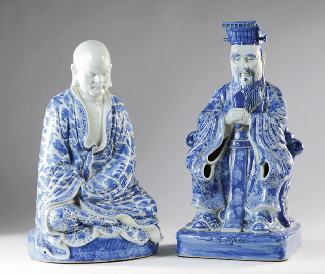 TWO CHINESE BLUE AND WHITE