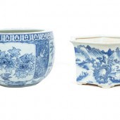 Two Chinese Blue and White Por