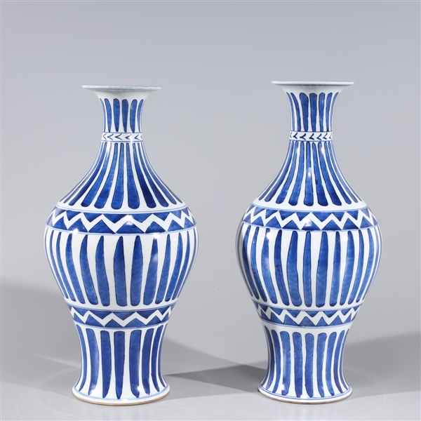 Two Chinese blue and white