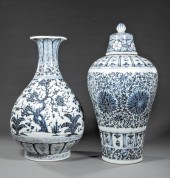 TWO CHINESE BLUE AND WHITE POR