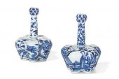 TWO CHINESE BLUE AND WHITE POR