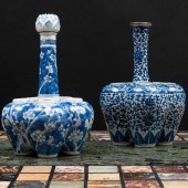 TWO CHINESE BLUE AND WHITE POR