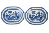 TWO CHINESE EXPORT BLUE & WHIT