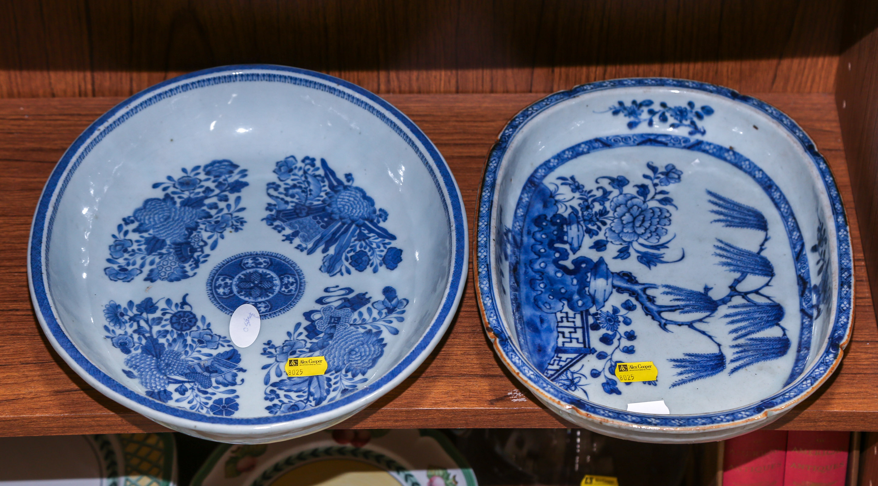 TWO CHINESE EXPORT BLUE & WHITE