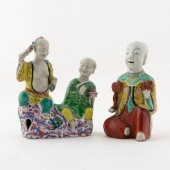 TWO CHINESE EXPORT FAMILLE ROS