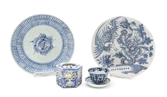 Two Chinese Export Porcelain