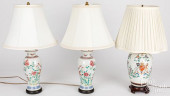 TWO CHINESE EXPORT PORCELAIN T
