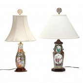 TWO CHINESE EXPORT PORCELAIN V