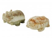 TWO CHINESE JADE CARVINGSTwo C