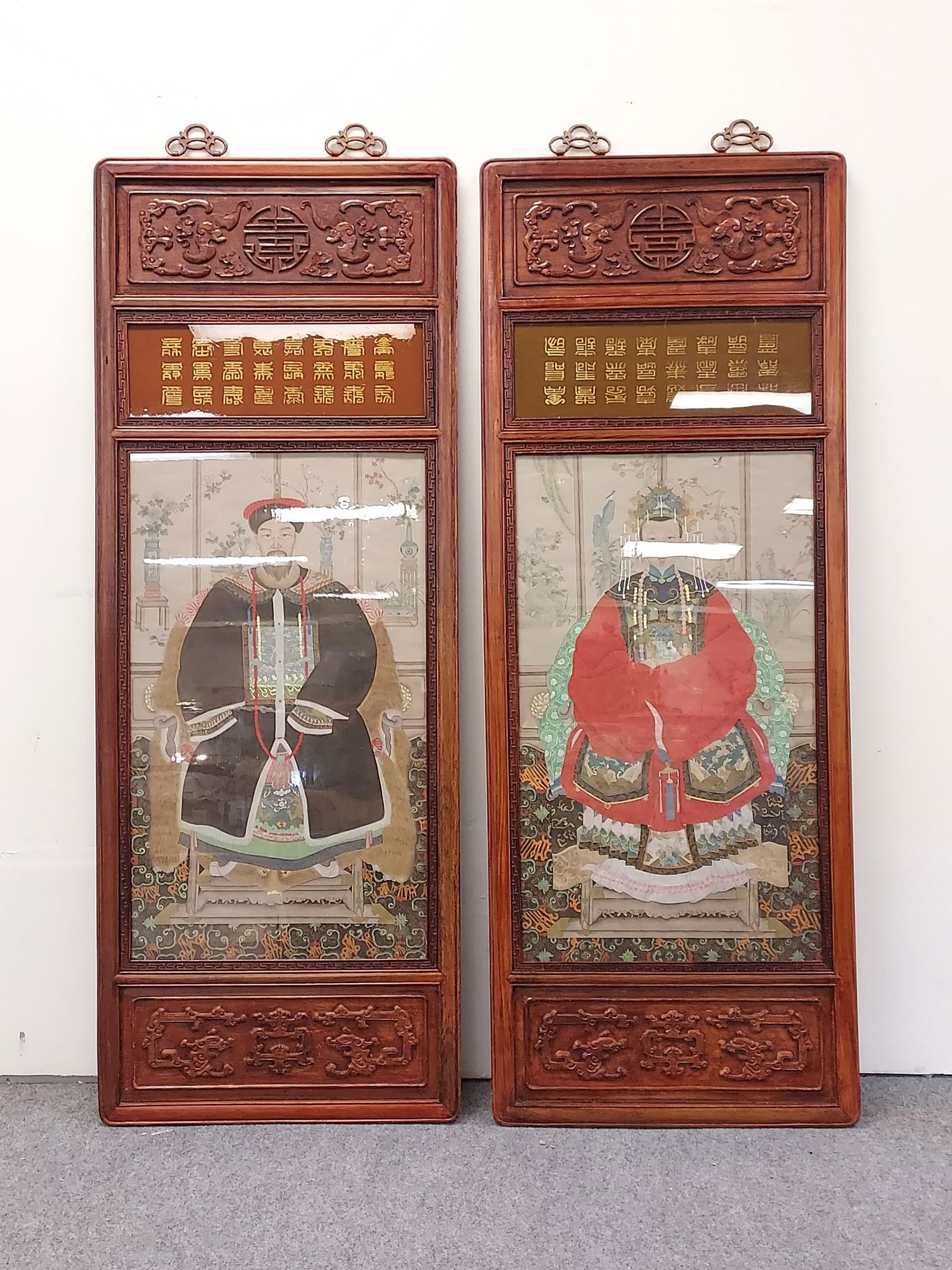 TWO CHINESE LATE QING ANCESTOR
