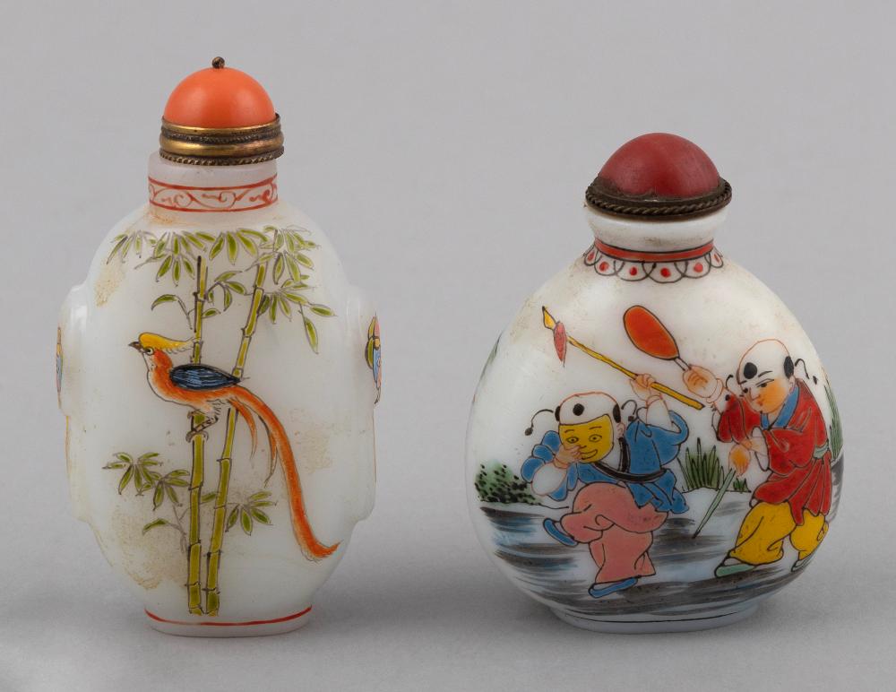 TWO CHINESE MILK GLASS SNUFF