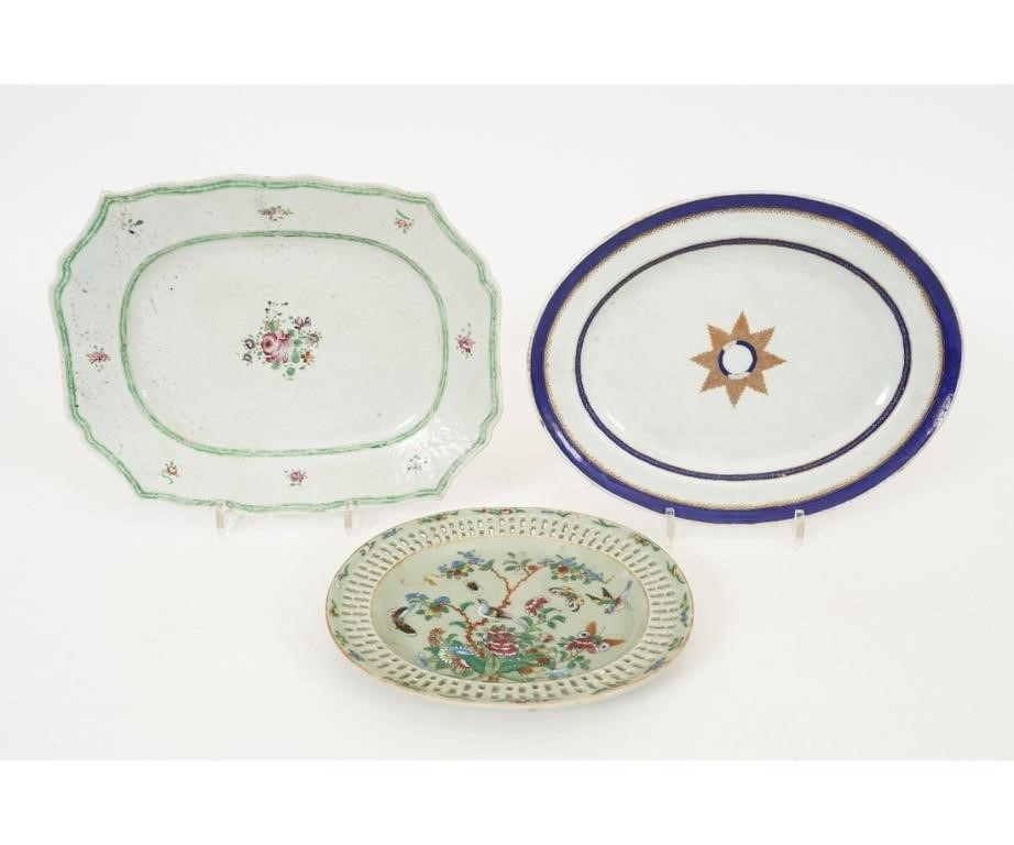 Two Chinese porcelain platters,