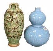 TWO CHINESE PORCELAIN VASESTwo